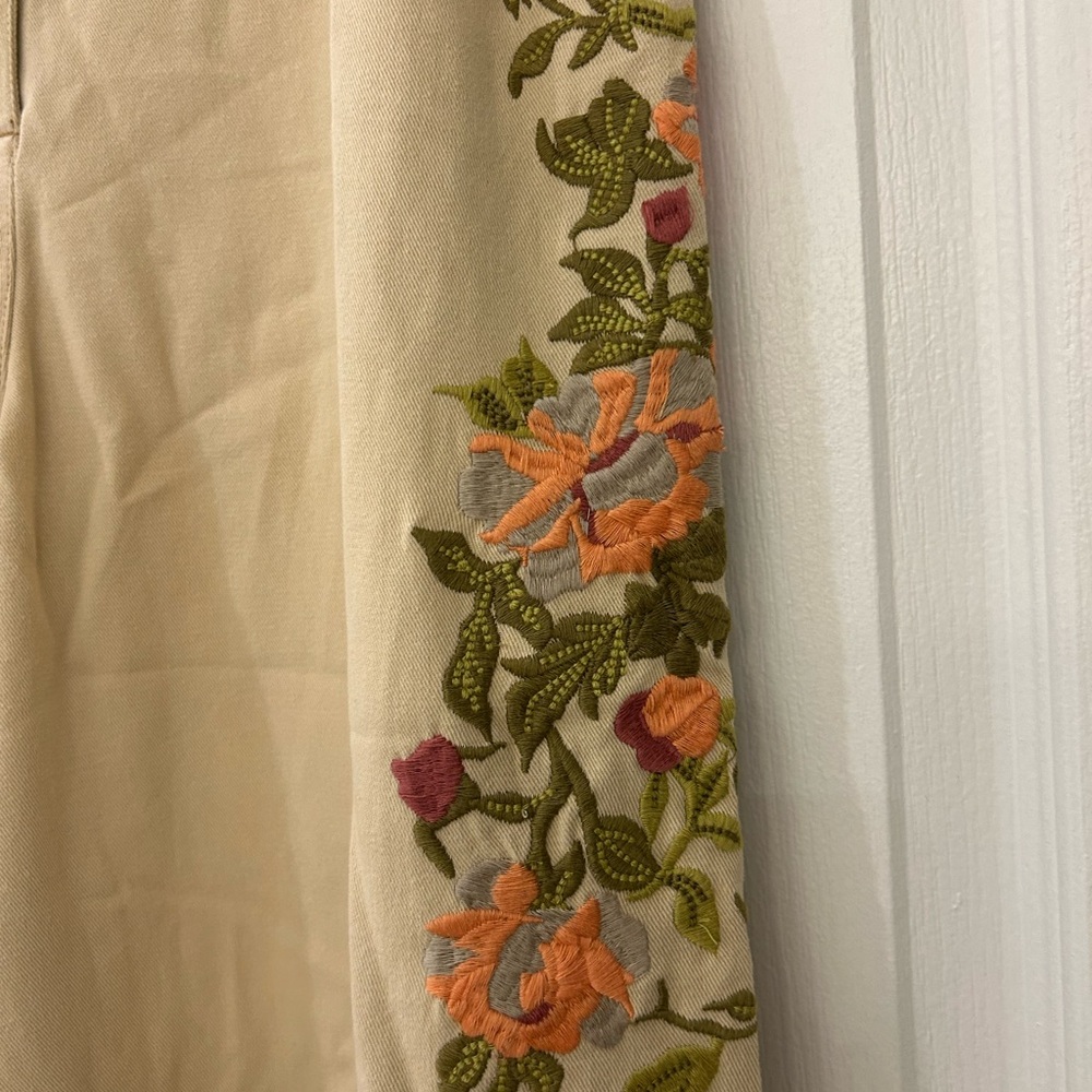 Aratta Beige Trousers - Picture 4 of 8